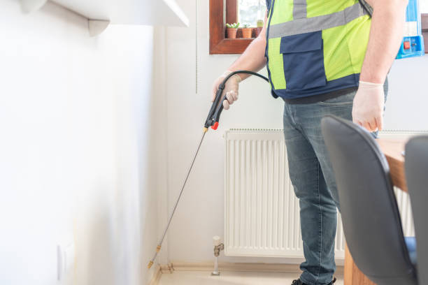 Best Pest Control for Restaurants  in Tuolumne City, CA